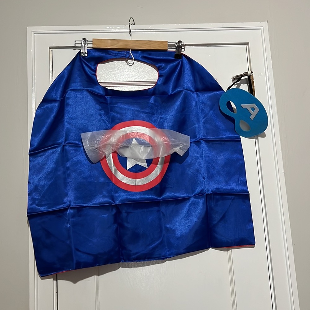 NWOT Superhero Captain America Satin Cap and Mask